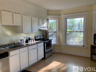 Main picture of 706 Euclid Ave