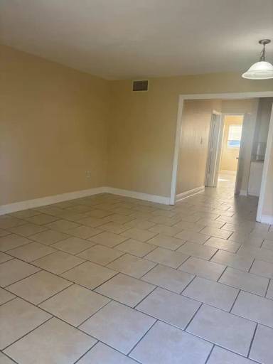 Main picture of 420 E Park Ave