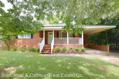Main picture of 401 Hazel St