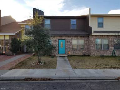Main picture of 3209 Whittle Way