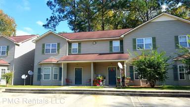 Main picture of 410 S College St