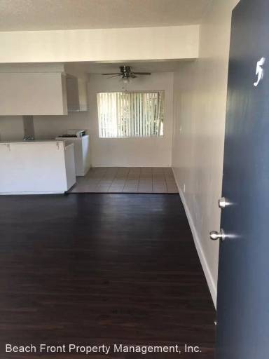 Main picture of 2510 S Anchovy Ave