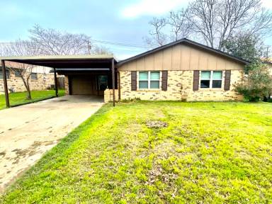 Main picture of 607 Theresa St