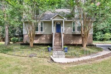 Main picture of 5501 Heath Row Dr