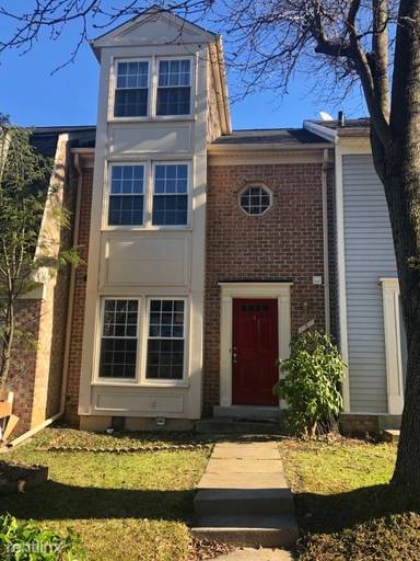 Main picture of 7 Hawk Run Ct