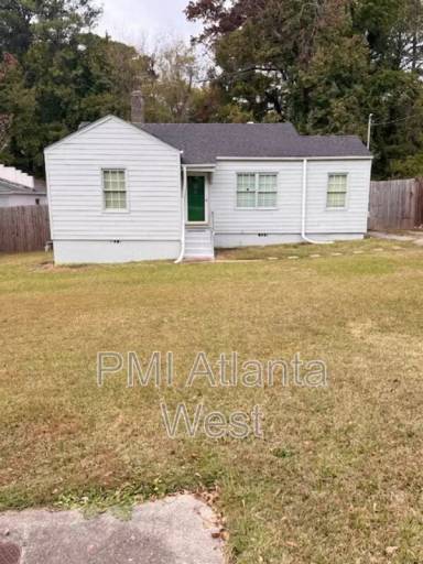Main picture of 2990 Jonquil Dr SE