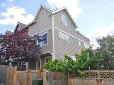 Main picture of 3615 Albion Pl N