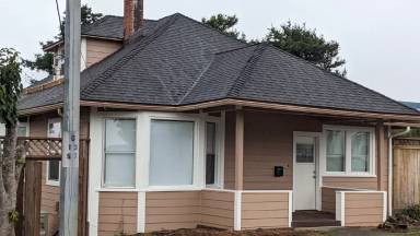 Main picture of 704 G St