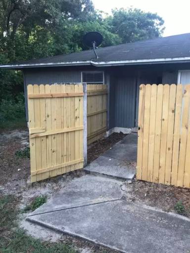 Main picture of 2985 SE 55th Ave