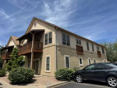 Main picture of 1204 Walnut Ave