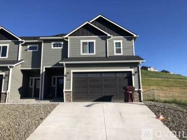 Main picture of 1338 SW Center St