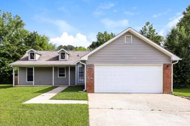 Main picture of 527 Brookfield Way