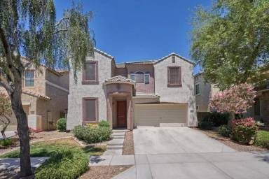 Main picture of 4238 E Milky Way