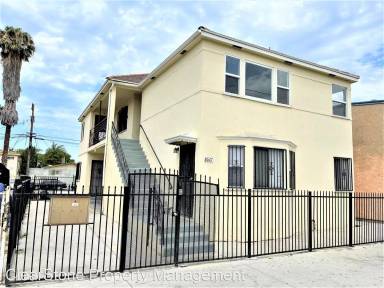 Main picture of 8627 S Figueroa St