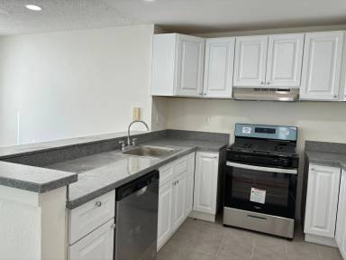 Main picture of 914 N Louise St