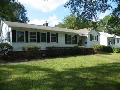 Main picture of 740 John B White SR Blvd
