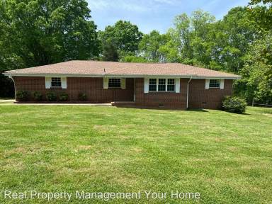 Main picture of 918 Old Lafayette Rd