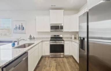 Main picture of 210 Boneset Dr