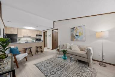 Main picture of 2283 Graydon Blvd