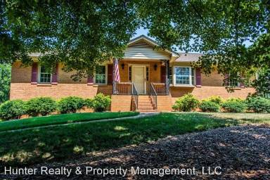 Main picture of 270 Hawkesbury Rd