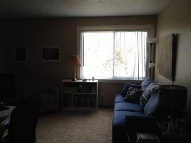 Main picture of 428 430 6 St