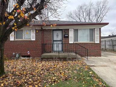 Main picture of 2310 S Keystone Ave