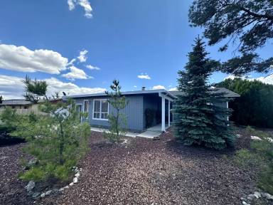 Main picture of 14 Antelope Dr