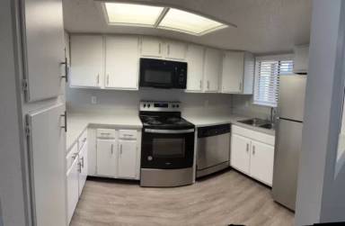 Main picture of 1030 Douglas Ave