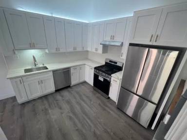 Main picture of 7924 Woodman Ave