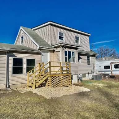 Main picture of 2847 Union St