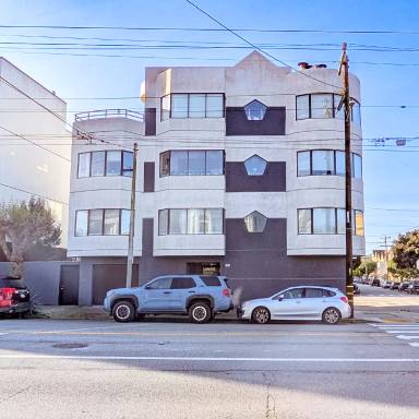 Main picture of 4095 California St