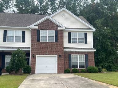 Main picture of 281 Connemara Dr