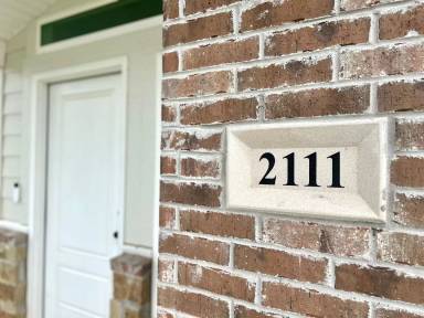Main picture of 2111 Periwinkle Pl