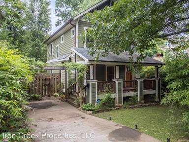 Main picture of 123 Carroll Ave