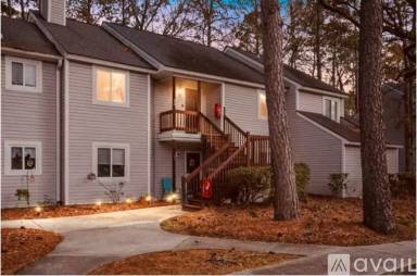 Main picture of 23 Rudwick Cir