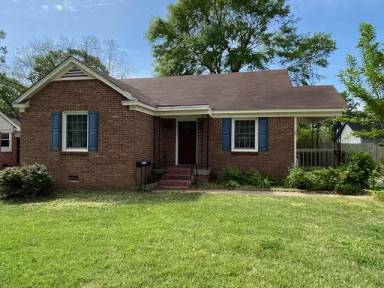 Main picture of 4915 1st Ave