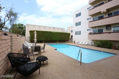 Main picture of 8001 Redlands St