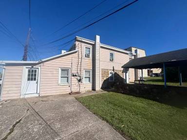 Main picture of 1316 S Meadow St