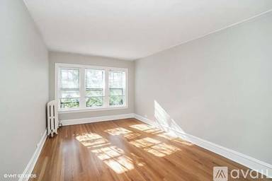 Main picture of 534 Hinman Ave