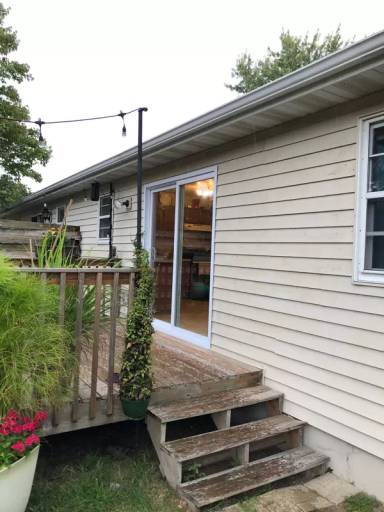 Main picture of 2321 6th St S