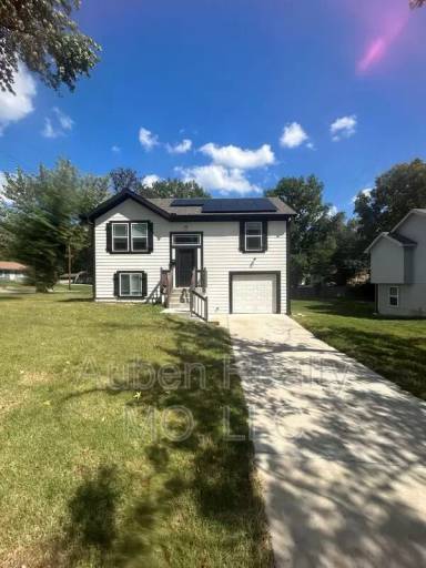 Main picture of 6701 Ralston Ave