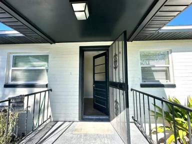 Main picture of 2394 Orange Center Blvd