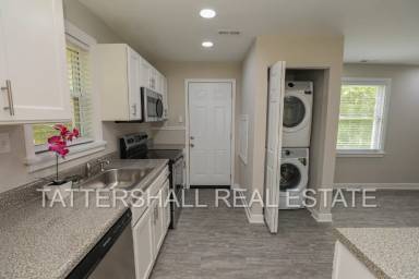 Main picture of 1508 Bowen St