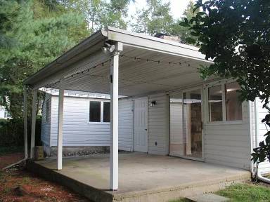 Main picture of 710 W Sandy Ridge Rd
