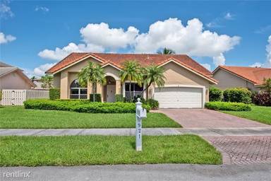 Main picture of 921 Altavista Ter