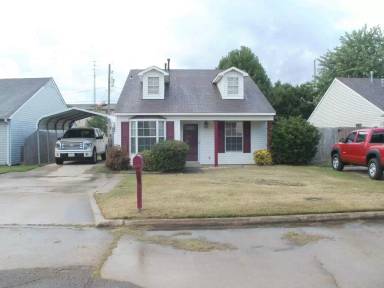 Main picture of 4201 Savannah Cir