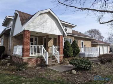 Main picture of 301 E Bigelow St
