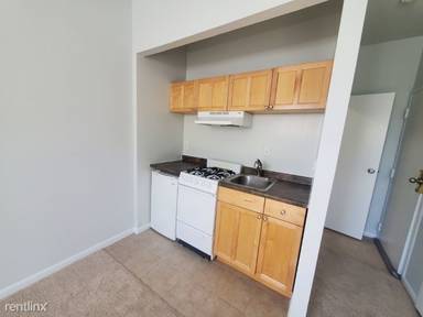 Main picture of 164 Saint Botolph St