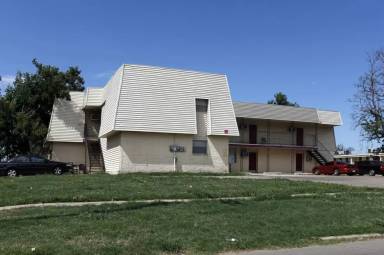 Main picture of 430 E Tonhawa St