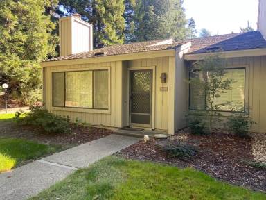 Main picture of 1119 Commons Dr